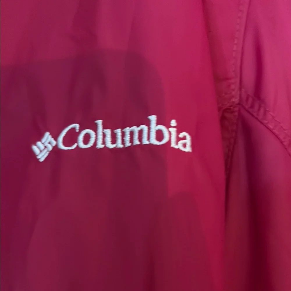 Columbia Women’s Pink Omnishield Lightweight Hooded Rain Jacket - Picture 3 of 7
